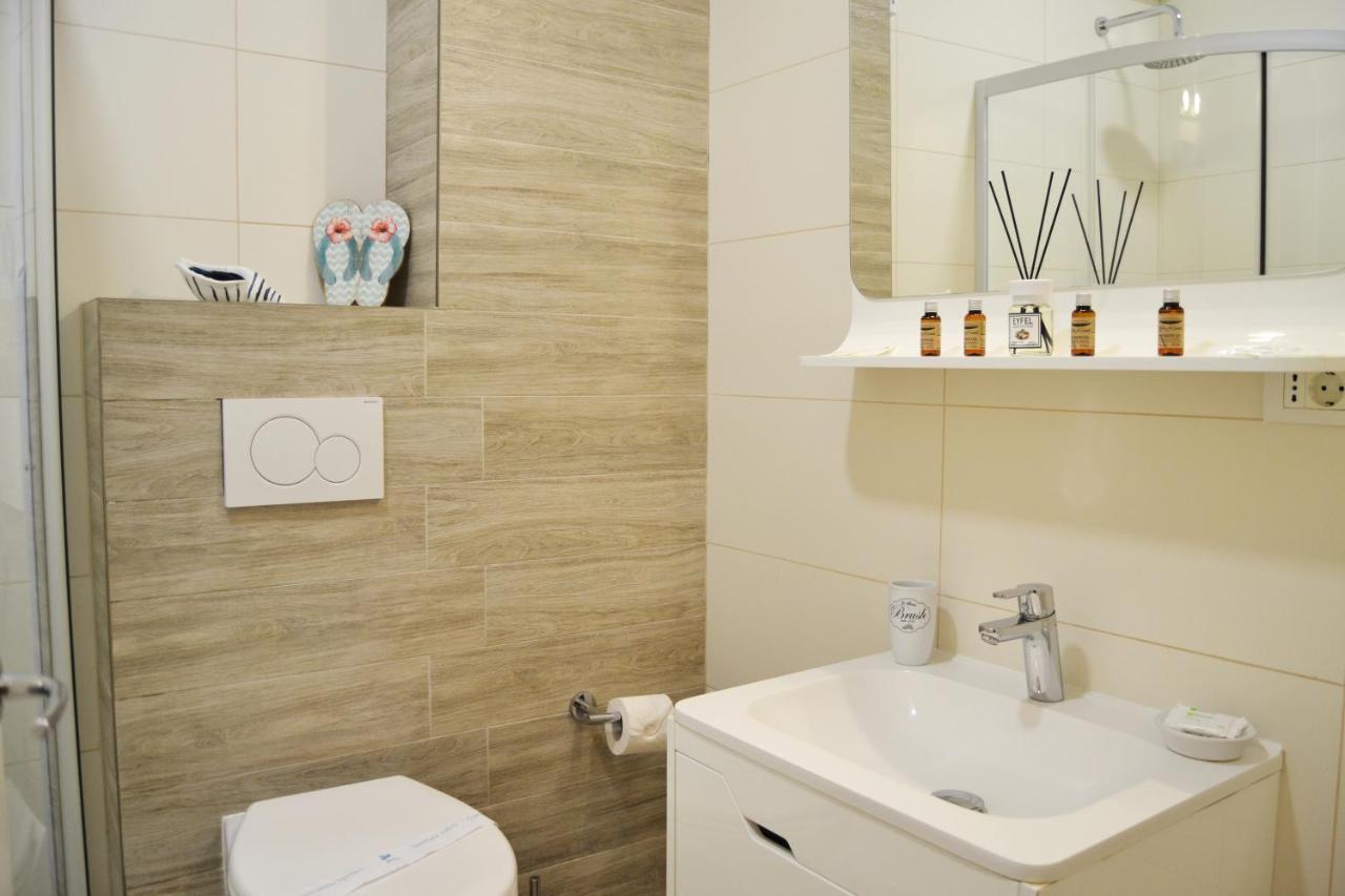 Caesar'S Studio Mamaia-Nord Ngoại thất bức ảnh